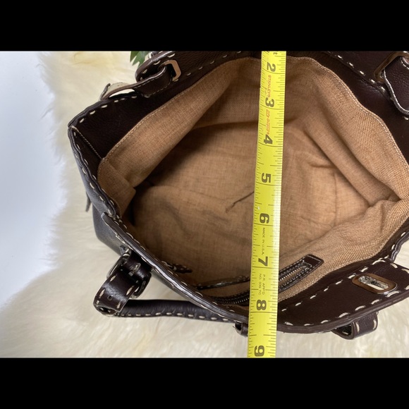 🔥HP🔥EUC FENDI VILLA SELLERIAN49-24-16894 LEATHER - Picture 5 of 8